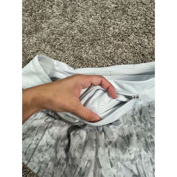 Lululemon Speed Up Short *2.5" City Breeze Alpine White Multi / Alpine White 10 - Picture 12 of 12